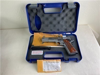 Smith & Wesson SW1911 NWTF Edition 45 Auto