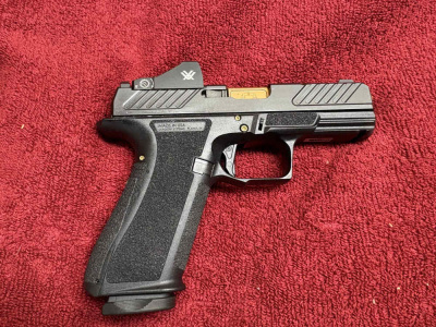 Shadow Systems XR920 9mm w/red dot- Elite Glock 19x g45 - NEAR MINT