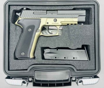 Sig Sauer P226 Combat (E26R-9-CBT) - 9mm Luger - FDE frame - LNIB - No Res