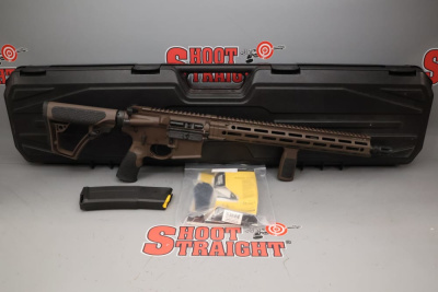 Daniel Defense DDM4V7 5.56NATO 16" w/ Case - 32rds -