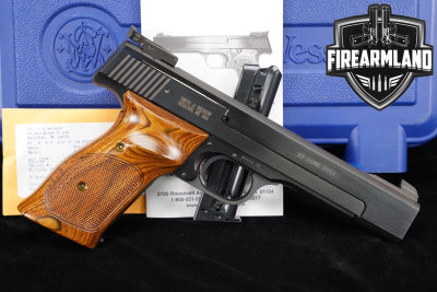 DISCONTINUED Smith & Wesson S&W Model 41 22LR 5.5 Blued +2 MAGS & ORIG CASE