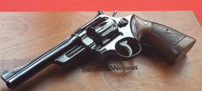 Smith & Wesson Model 27-2 .357 mag 6 1/2" barrel & Presentation case! NR
