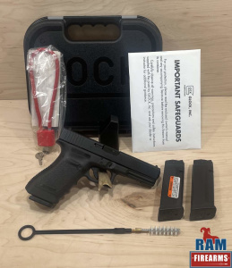 **EXCELLENT** GLOCK 21, GEN 3, 45 ACP, 3) 13 RND MAGS, 4.61" BBL.