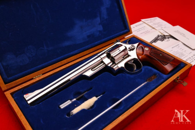 Smith & Wesson 29-2 44 Mag Nickel 8 3/8" - Presentation Case w/ Tools!