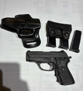 Sig Sauer P239, .40 S&W, w/ carry package