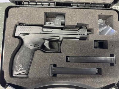 Taurus TX22 Competition 22lr with trijicon SR02 optic