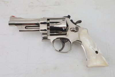S&W Smith and Wesson 27-2 .357Mag 4" REAL Mother of Peal Grips 1979-1980 NR