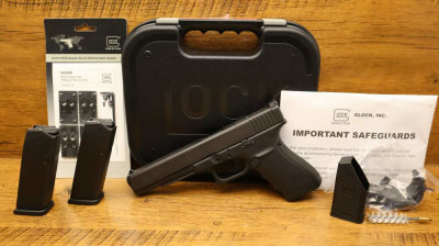 GLOCK 40 MOS GEN 4 10MM MINT UNFIRED W/CASE ETC! NO RESERVE! $1