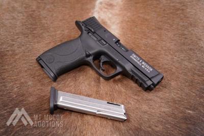 Smith & Wesson S&W M&P22 CA M&P-22 122002 22 LR Semi-Auto Pistol 2013 NO CA