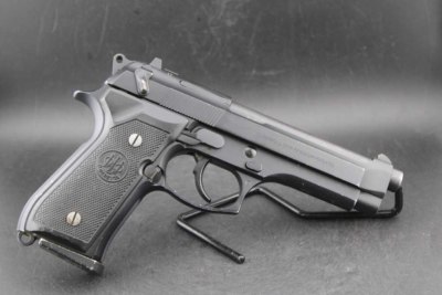 Beretta 92FS 9mm Item P-139