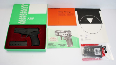 1988 Sig Sauer P225 9mm Pistol - Made In W. Germany w/ Green Box & 4 Mags.