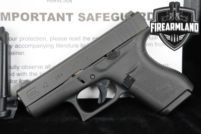 Glock 42 G42 380 ACP 3.25 +2 MAGS & ORIG CASE