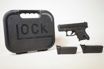 Glock G26 Gen3, 9mm, 2 mags, Factory Case+Manual, Penny Start