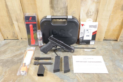 Custom Glock Model G17-3 .9X19MM W/Extras Penny Bid NO RESERVE