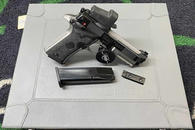 USED LIKE NEW Beretta 80x Cheetah .380 ACP with a 4" Brl and 2-13 Rnd Mags!