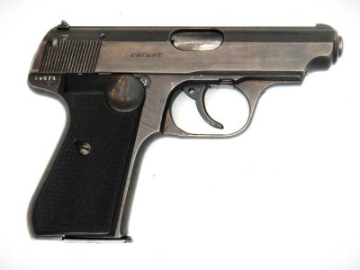 Fine WW2 German Sauer 38H Scarce Eagle/C Police .32 Auto Pistol 1941-1942