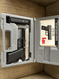 Heckler and Koch HK usp40 two tone stainless