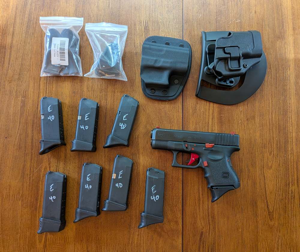 Glock 27 Gen 3 .40 S&W Subcompact – 7 Mags – Red Controls – 2 Holsters